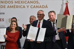 Canada và Mexico kêu gọi Mỹ gia hạn Hiệp định USMCA thêm 16 năm