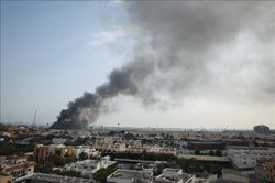 Kuwait, Bahrain tuy&ecirc;n bố đ&aacute;nh chặn nhiều t&ecirc;n lửa v&agrave; thiết bị bay kh&ocirc;ng người l&aacute;i