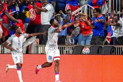 Haiti v&ugrave;i dập New Zealand 4-0 trước thềm World Cup 2026