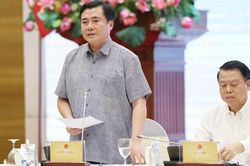 Người d&acirc;n lo ngại xăng sinh học ảnh hưởng động cơ, Bộ C&ocirc;ng Thương n&oacute;i g&igrave;?