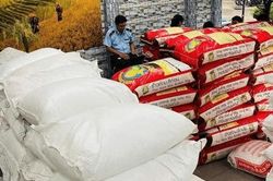 Phát hiện cơ sở kinh doanh gạo không rõ nguồn gốc