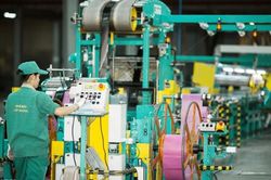5 th&aacute;ng: Chỉ số sản xuất c&ocirc;ng nghiệp tăng mạnh nhất 4 năm qua