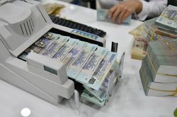 L&atilde;i suất qua giảm từ gần 11% về 5,4% sau 2 phi&ecirc;n