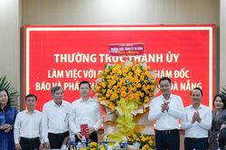 X&acirc;y dựng B&aacute;o v&agrave; ph&aacute;t thanh, truyền h&igrave;nh Đ&agrave; Nẵng hiện đại, đa nền tảng, tiếp tục khẳng định vai tr&ograve; cơ quan b&aacute;o ch&iacute; chủ lực của th&agrave;nh phố