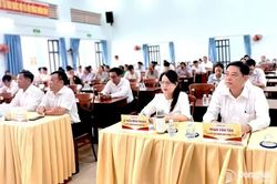 BẢO VỆ NỀN TẢNG TƯ TƯỞNG CỦA ĐẢNG Nghị quyết số 21-NQ/TW - bảo vệ nền tảng tư tưởng của Đảng từ 'gốc'