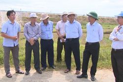 Phó Chủ tịch UBND tỉnh Nguyễn Tự Công Hoàng kiểm tra, chỉ đạo tháo gỡ vướng mắc một số dự án giao thông