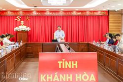 Thường trực Tỉnh ủy Khánh Hòa giao ban công tác tháng 5