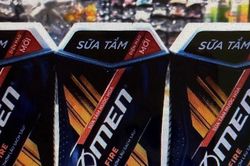 L&acirc;m Đồng thu hồi 2 l&ocirc; mỹ phẩm do sai c&ocirc;ng thức
