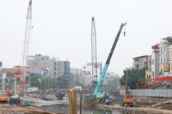 H&agrave; Nội &aacute;p dụng cơ chế đầu tư khẩn cấp cho 5 nh&oacute;m dự &aacute;n hạ tầng trọng điểm