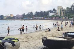 Cửa Tùng mở rộng không gian phát triển từ biển