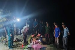 Hà Tĩnh: Lật thuyền khi tắm sông, 4 người trong cùng gia đình tử vong