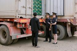 Hải quan khu vực XIV triển khai nhiều giải ph&aacute;p chống thất thu trong hoạt động xuất nhập khẩu