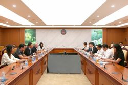 Thứ trưởng Cao Anh Tuấn: TikTok tiếp tục đồng h&agrave;nh s&acirc;u hơn với tiến tr&igrave;nh ph&aacute;t triển của Việt Nam