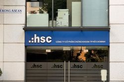 Chuyển dịch sở hữu tại Chứng kho&aacute;n HSC