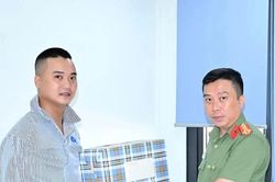 Khen thưởng c&aacute;n bộ C&ocirc;ng an dũng cảm khi trấn &aacute;p đối tượng c&ocirc;n đồ