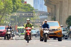 Thời tiết 3/6: Hà Nội tiếp tục nắng nóng gay gắt