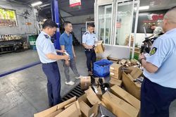 Phát hiện hàng trăm phụ tùng ô tô giả mạo nhãn hiệu