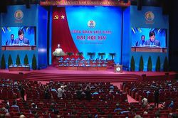 Tiếp tục đổi mới nội dung, phương thức hoạt động C&ocirc;ng đo&agrave;n