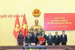 Chủ nhiệm Văn ph&ograve;ng Quốc hội L&ecirc; Quang Mạnh được chỉ định ki&ecirc;m nhiệm Ph&oacute; B&iacute; thư Đảng ủy Quốc hội