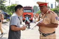 CSGT TPHCM thực hiện cao điểm 45 ng&agrave;y đ&ecirc;m: Ph&aacute;t hiện 107 người điều khiển phương tiện dương t&iacute;nh ma t&uacute;y