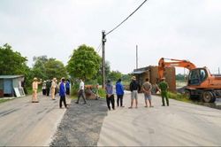 Hà Nội: Xã Trung Giã quyết liệt xử lý vi phạm đất đai, cưỡng chế 6 trường hợp xây dựng trái phép