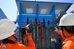 Bộ C&ocirc;ng Thương cắt giảm 61% điều kiện kinh doanh trong lĩnh vực điện lực