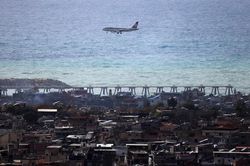 Lebanon điều tra hãng hàng không quốc gia trong bối cảnh xung đột