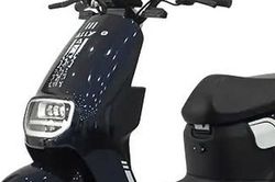 Lái thử xe máy điện giá 16,5 triệu đồng bán ở Việt Nam thiết kế trẻ trung, tiện ích thực dụng, rẻ hơn cả Vision, Wave Alpha cực hợp đi trong đô thị