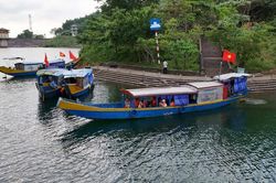 Vì sao tạm dừng hoạt động du lịch trong phạm vi bảo vệ công trình Hồ Truồi ở Huế?
