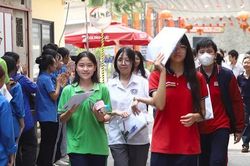 Điểm chuẩn vào lớp 10 năm 2026 Hà Nội sẽ tăng hay giảm?