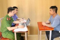 Lật tẩy kế hoạch t&aacute;o tợn của cặp 'bạn t&ugrave;'