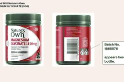 Bộ Y tế y&ecirc;u cầu r&agrave; so&aacute;t 2 sản phẩm Nature's Own do nguy cơ lẫn mảnh k&iacute;nh