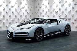 Siêu xe Bugatti Centodieci được rao bán hơn 16,3 triệu USD