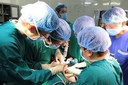 Chế độ phụ cấp phẫu thuật, thủ thuật, chống dịch lĩnh vực y tế