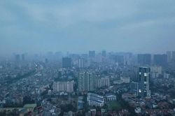 Cảnh báo đỏ ở bầu trời đô thị