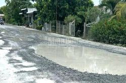 Người dân mong khắc phục ngay tuyến quốc lộ nắng bụi, mưa ngập ở Đồng Tháp