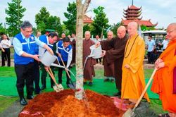 Phát huy sức mạnh đại đoàn kết, cùng chung tay bảo vệ môi trường