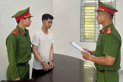 Qua mặt chủ, quản lý quán nhậu chiếm đoạt hơn 881 triệu đồng