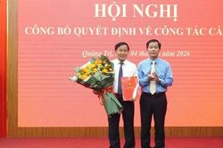 Quảng Trị c&ocirc;ng bố quyết định của Ban B&iacute; thư về c&ocirc;ng t&aacute;c c&aacute;n bộ
