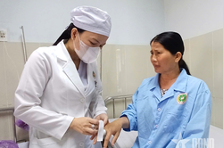 Bệnh viện Quân y 121 (Quân khu 9): Nâng cao khả năng điều trị rắn độc cắn
