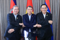 Thủ tướng L&agrave;o v&agrave; Thủ tướng Campuchia sẽ thăm ch&iacute;nh thức Việt Nam, tham dự Diễn đ&agrave;n Tương lai ASEAN