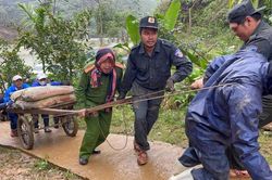 Bài cuối: Đất nước là quê hương