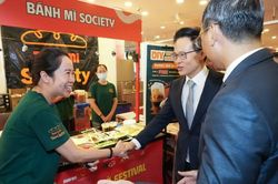 Hà Lâm Tú Quỳnh và hành trình xây dựng thương hiệu bánh mì Việt