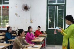 TPHCM hướng dẫn thực hiện quy tắc ứng xử nh&agrave; gi&aacute;o
