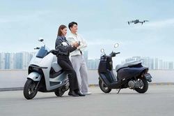 [GALLERY] 'Soi' xe máy điện Honda CUV e: và UC3 tại Việt Nam, từ 44 triệu