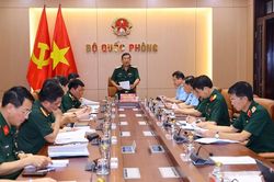 Quân đội nghiên cứu, chế tạo thiết bị hàng không quân sự