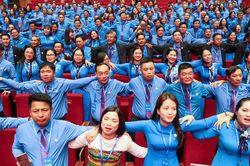 Đổi mới hoạt động công đoàn để bảo vệ tốt hơn quyền lợi người lao động