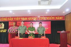 Không để không gian mạng trở thành 'chợ' tiêu thụ thực phẩm bẩn
