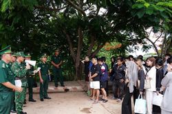 Tiếp nhận 180 công dân bị Campuchia trục xuất, phát hiện 2 đối tượng truy nã