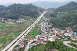 Làng du lịch tốt nhất thế giới ở Tuyên Quang sẽ được sáp nhập như thế nào?
